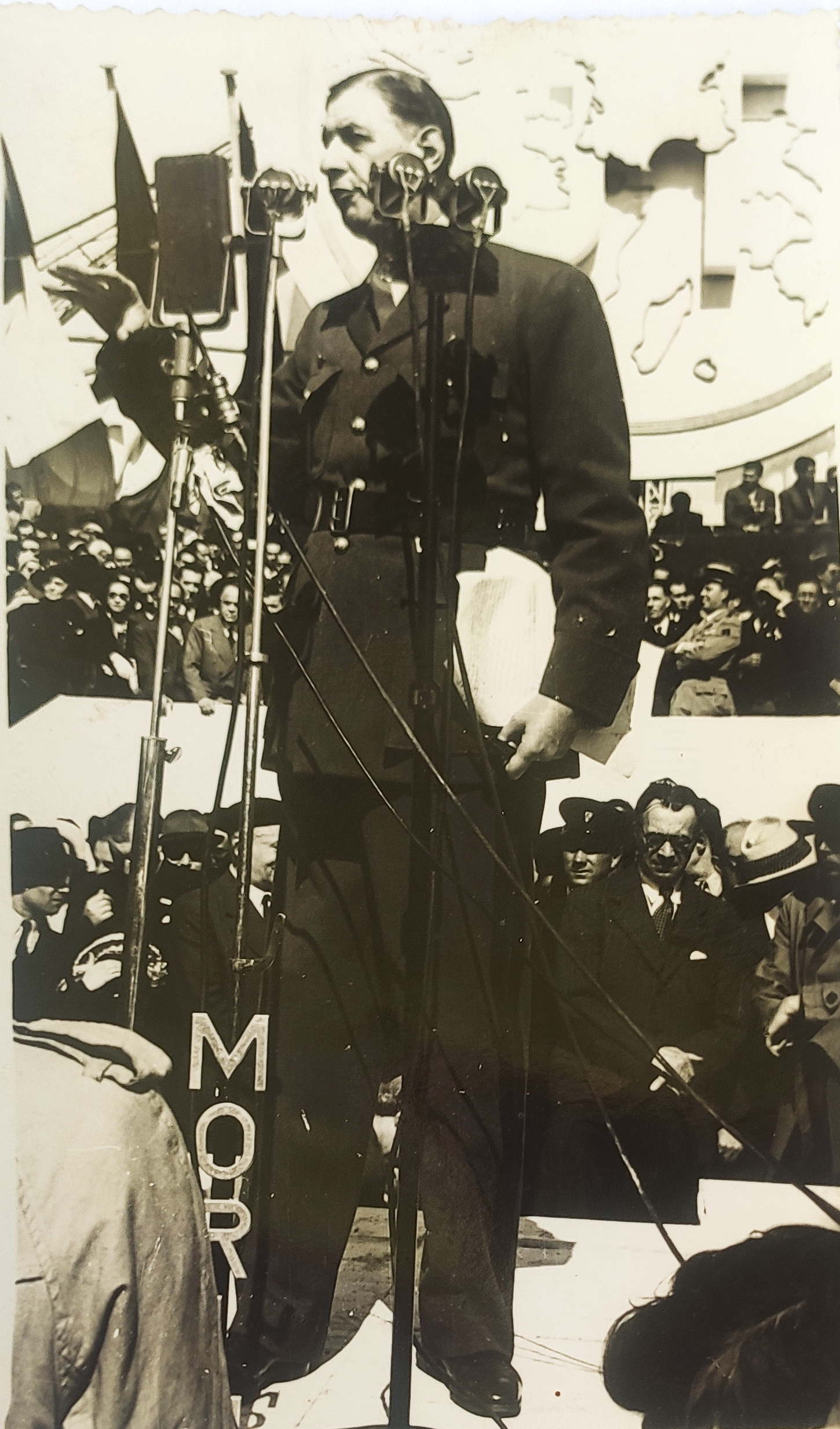 De Gaulle meeting RPF Bordeaux 1947